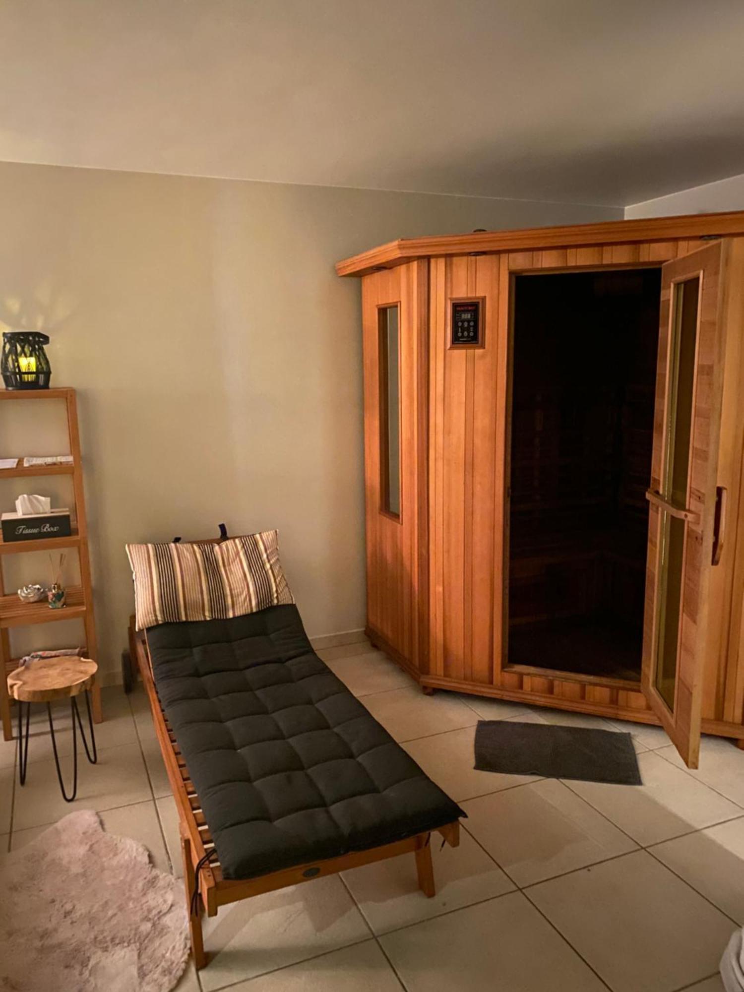 Le Petit Studio De L'Espace Bien Etre Libin Exteriör bild