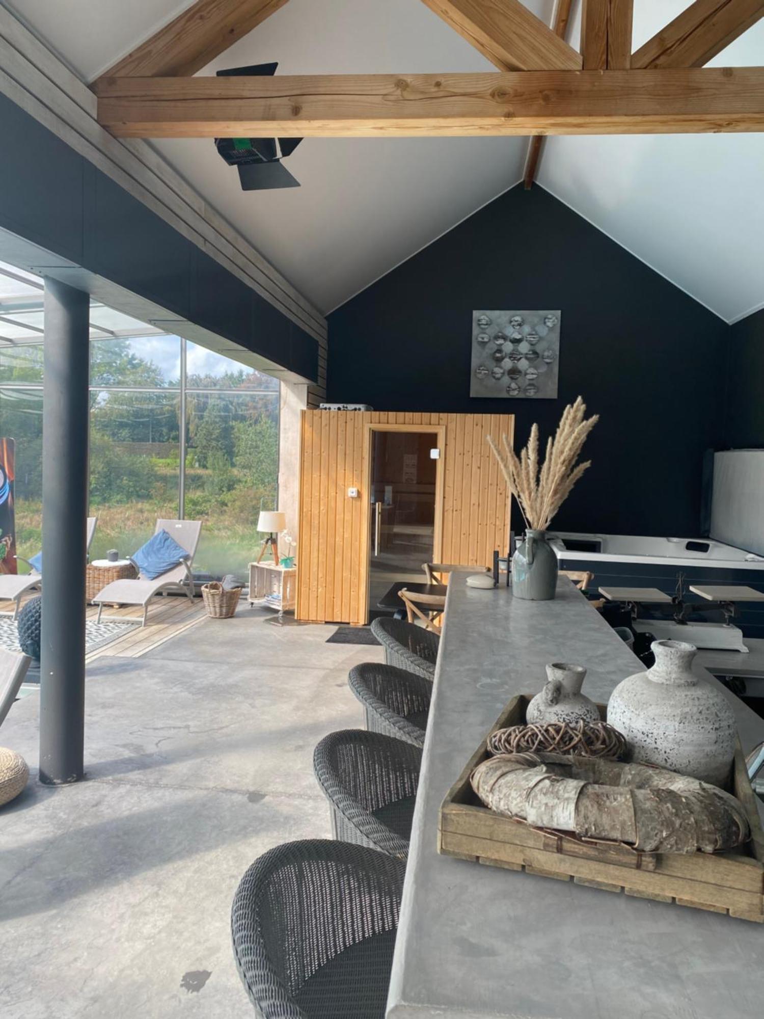 Le Petit Studio De L'Espace Bien Etre Libin Exteriör bild
