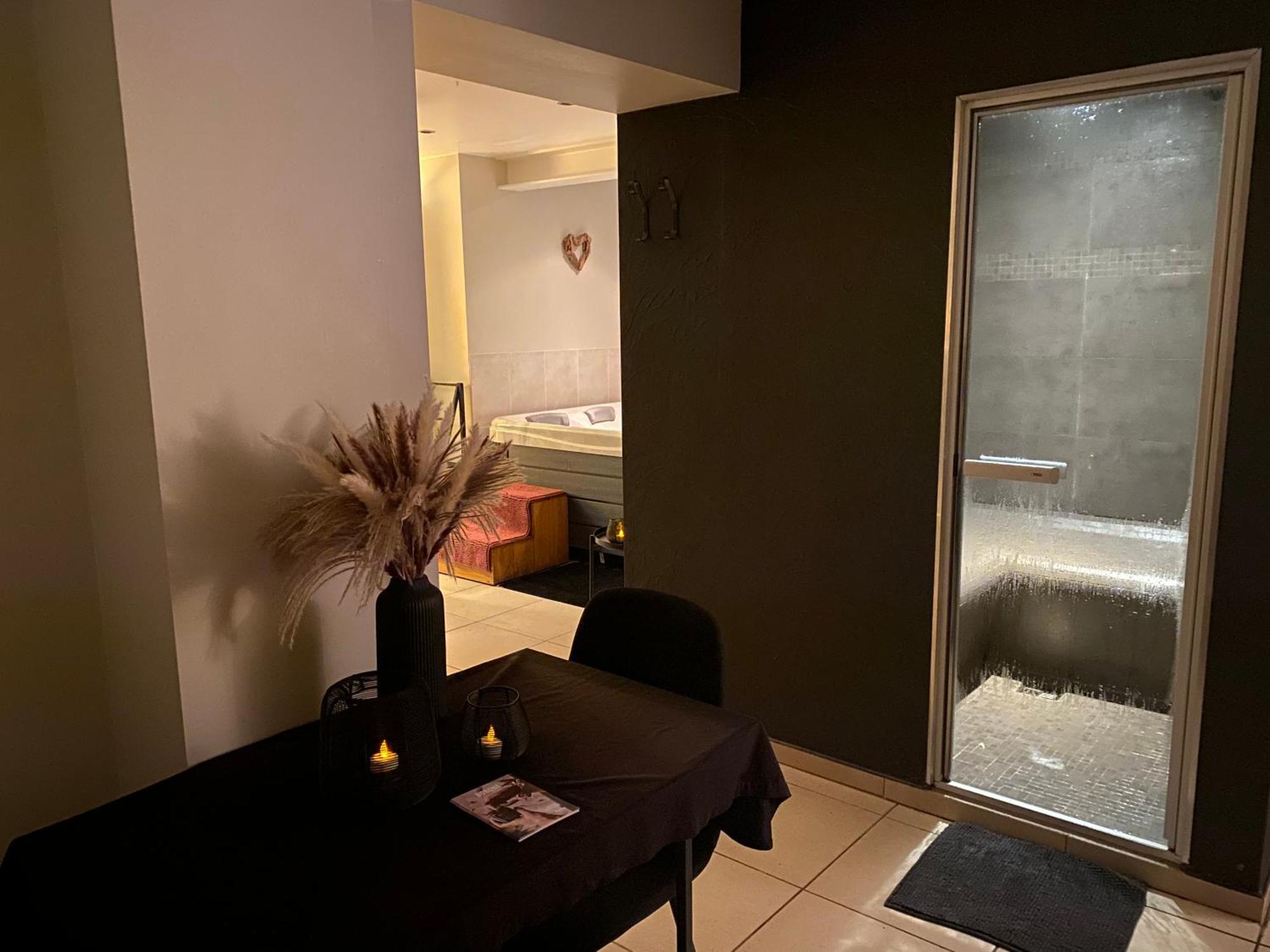 Le Petit Studio De L'Espace Bien Etre Libin Exteriör bild