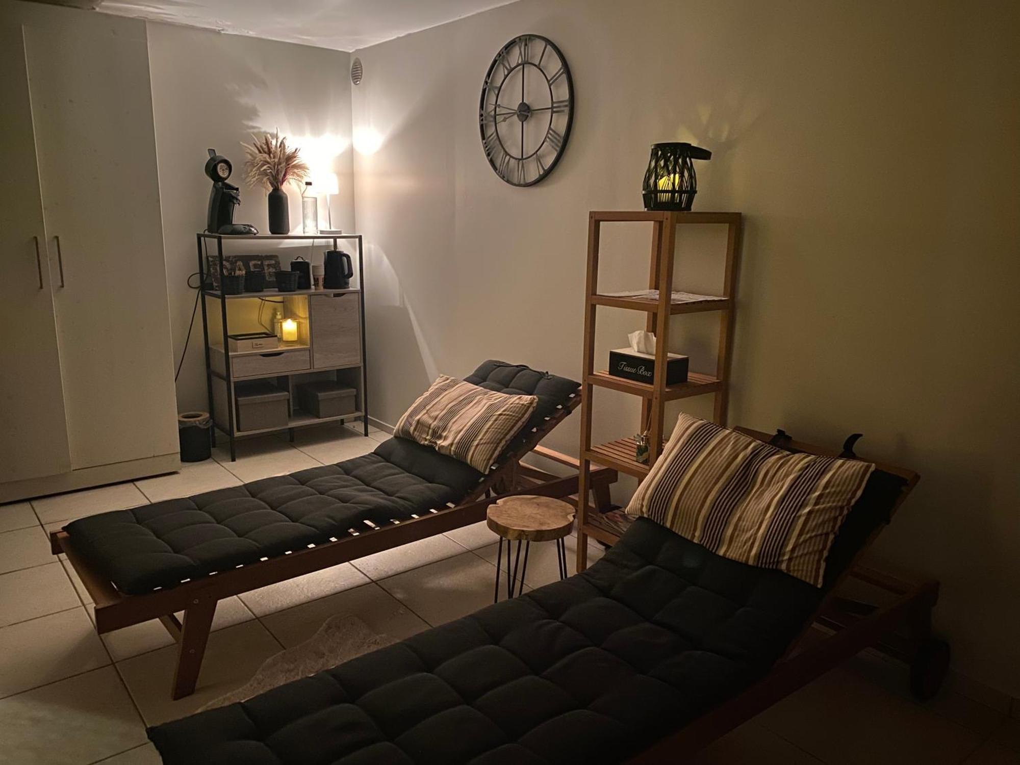 Le Petit Studio De L'Espace Bien Etre Libin Exteriör bild